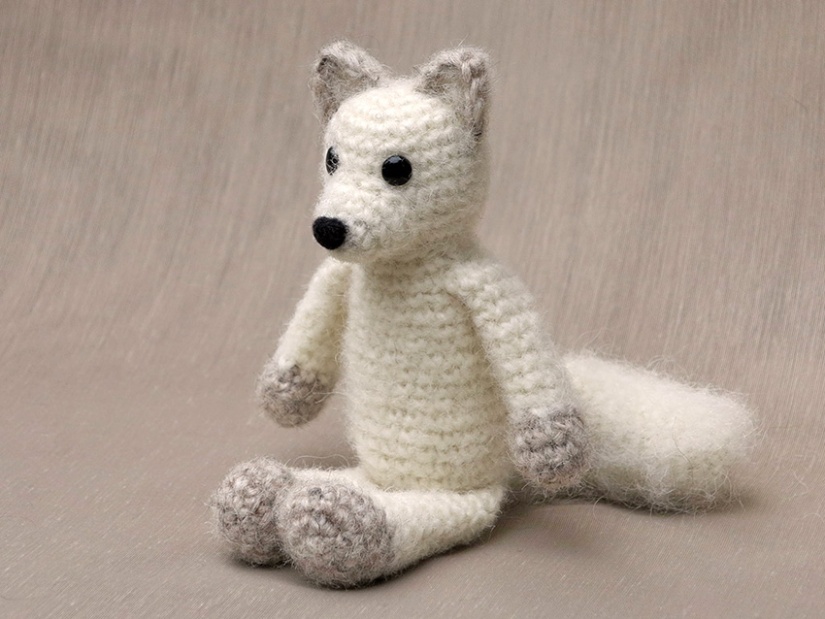 crochet arctic fox pattern, amigurumi