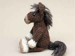 amigurumi pony horse