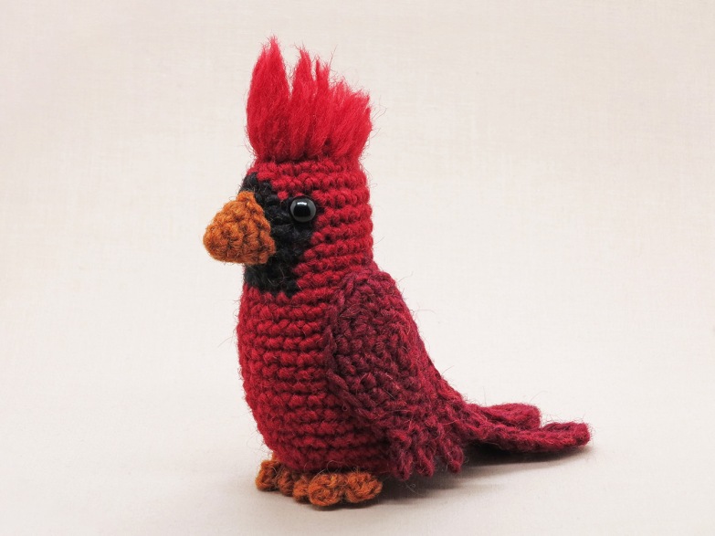 red cardinal crochet pattern
